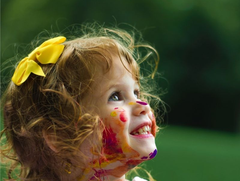 Niña Sonriendo